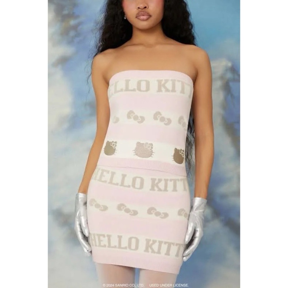 NWT Hello Kitty Tube Top - Sz Large